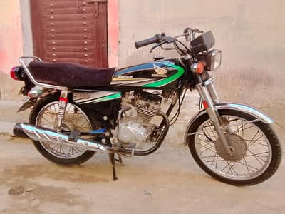 Honda125 Model 2013 Hyderabad number ha . 0. Mater Jase ha, urgent sell.