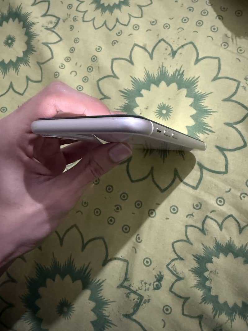 I phone 11 jv 128 gb 2