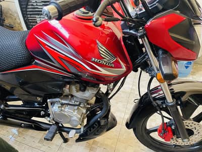 Honda cb 125f neat clean