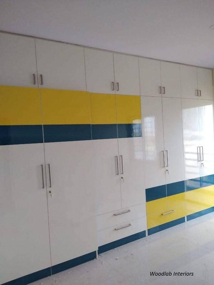 wardrobe,Almari 12