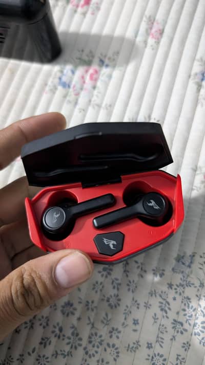 Earbuds Cheap Price