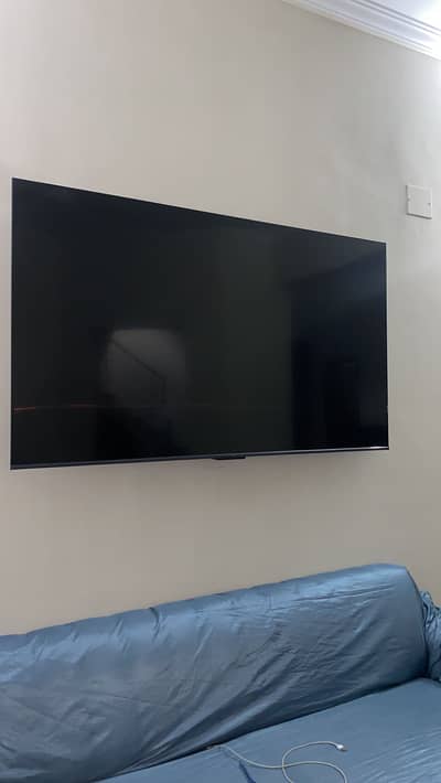 Only 4 months used Tcl Qled smart TV in 2 years warranty latest mode