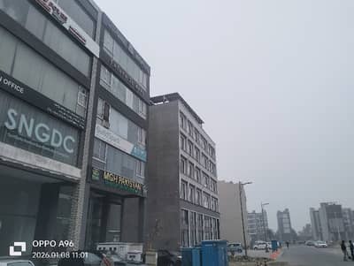 08 MARLA PLAZA FOR SALE EXCELLENT LOCATION