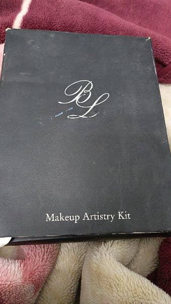 makeup kit 1