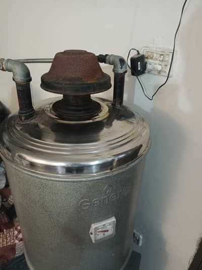 GENERAL Gas & Electric Geyser 25 Gallons