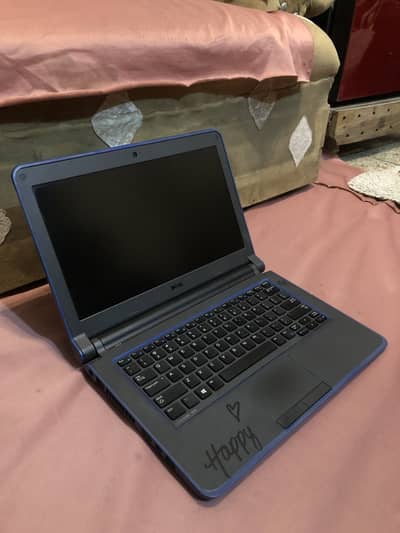 Dell Latitude 3350 i5 for sale.