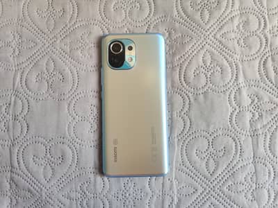 Mi 11 5G  8+8 / 256 Snapdragon 888 See Decription Detail.