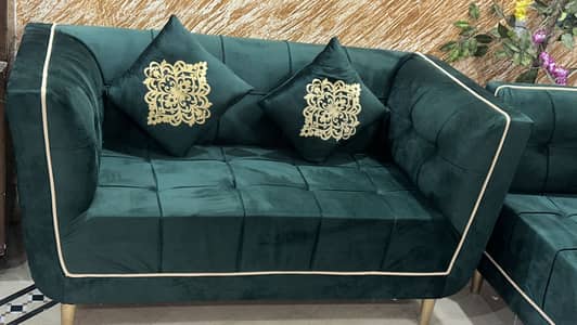 6 Seater Green Sofa Set For Sale - Like New