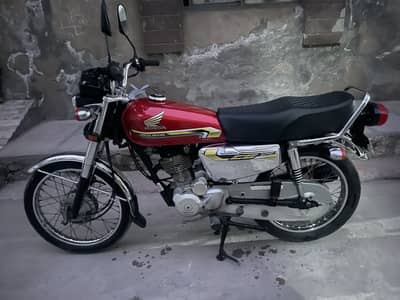 Honda 125 salf start good condition engine pak