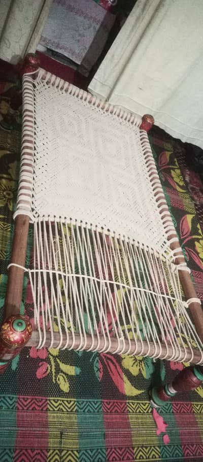 charpai for sel Karna hai