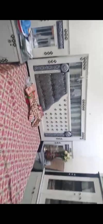 double bed 2 side tables showcase dressing