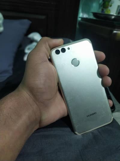 Huawei Nova 2