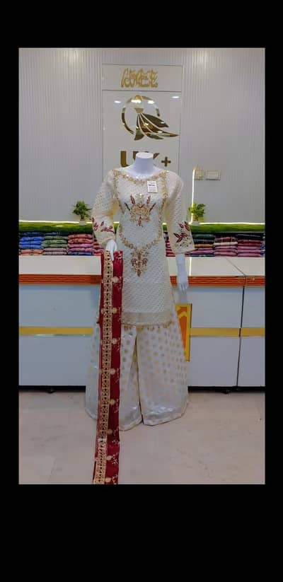 ladies 3 pieces embroidery suit