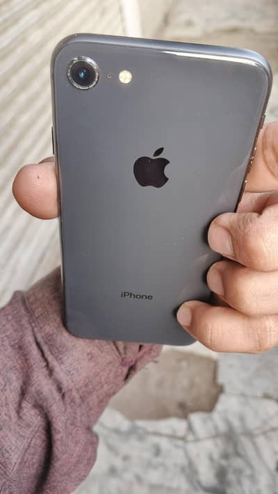 I phone 8 non pta by pass 64 GB 77 health