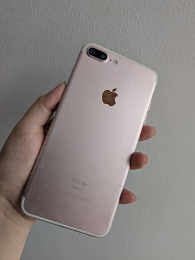 iphone 7 plus 128 GB my WhatsApp number 0320-82-95-997