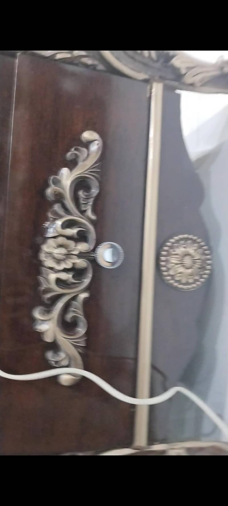 Bed & side tables 12