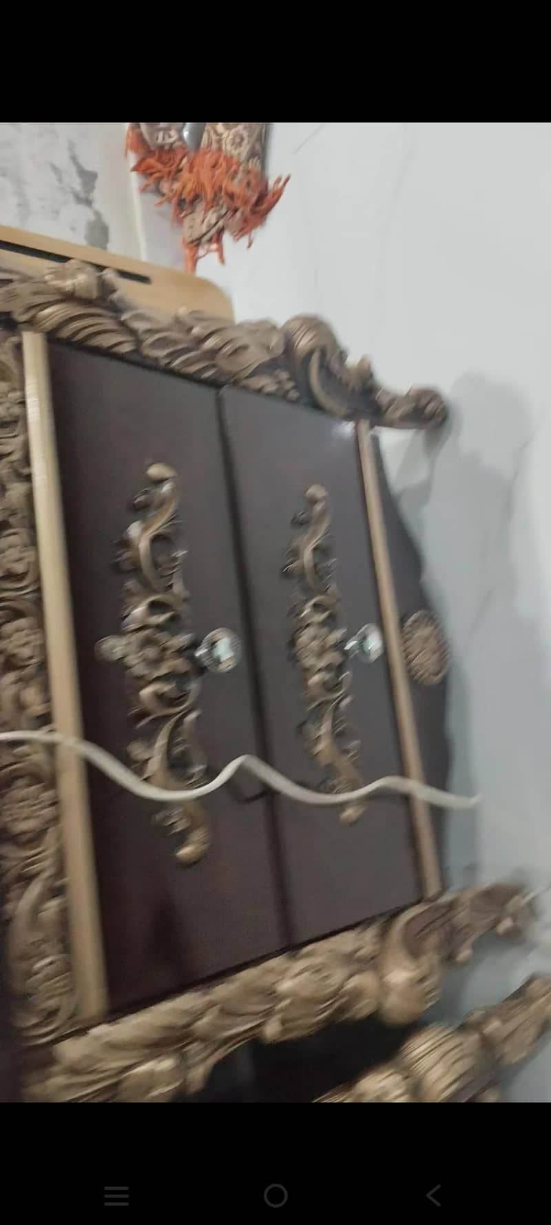 Bed & side tables 13