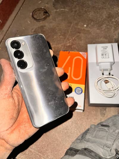 Tecno 40 pro plus complete saman