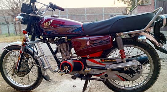 Selling Honda 125 (2020 Model)