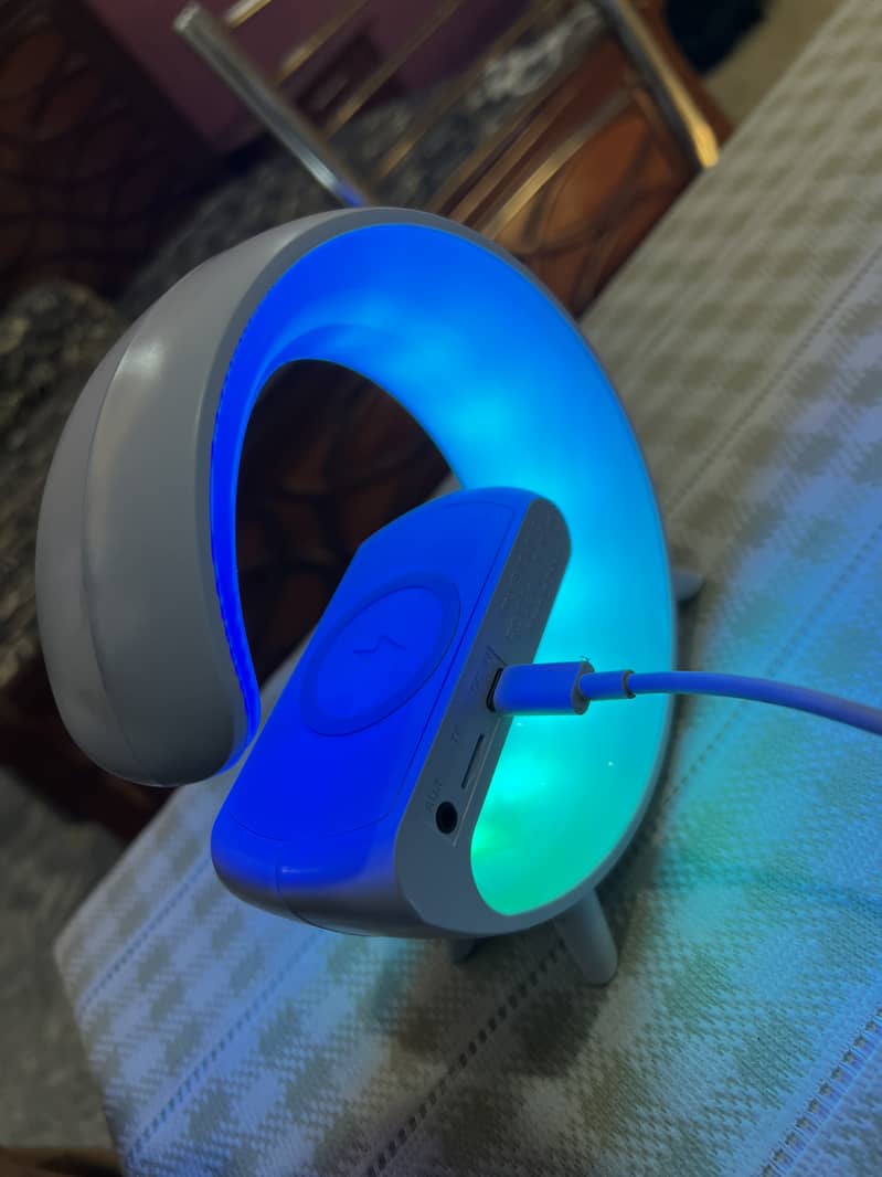 Multifunction Wireless charger 1