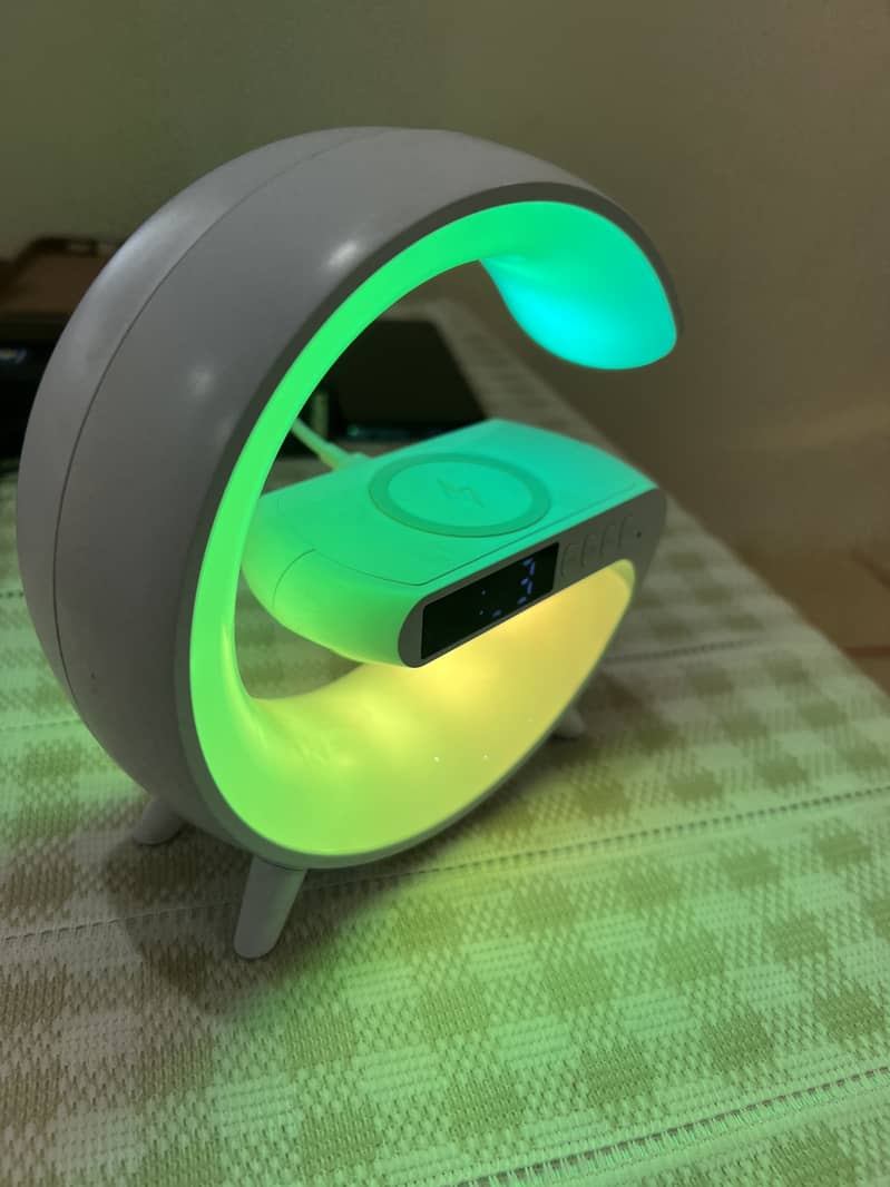 Multifunction Wireless charger 7