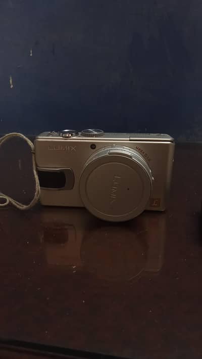 Lumix DMC-LX1