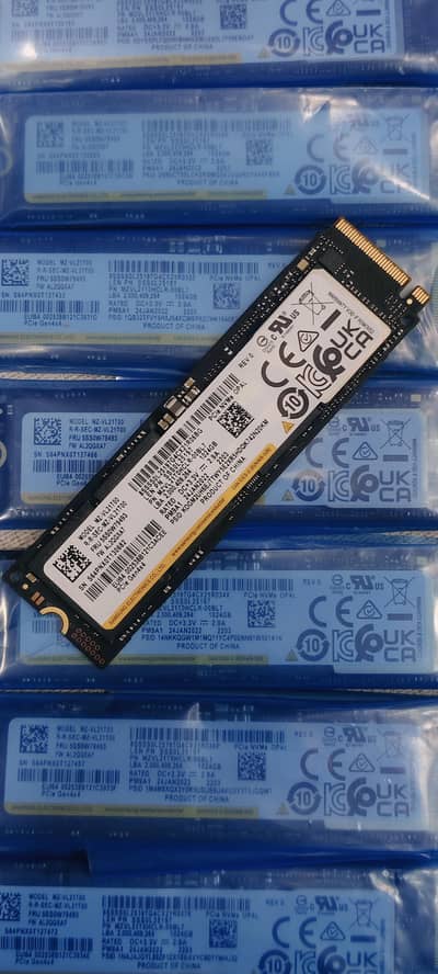 Samsung 1TB NVMe (GEN 4) - 7000Mb/s - Brand New - Brand New