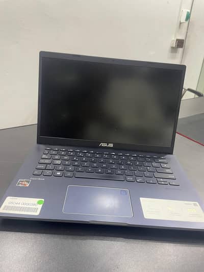 ASUS ExperBook 14&15 Ryzen 5 3500 8/256 2GB Dedicated Graphics