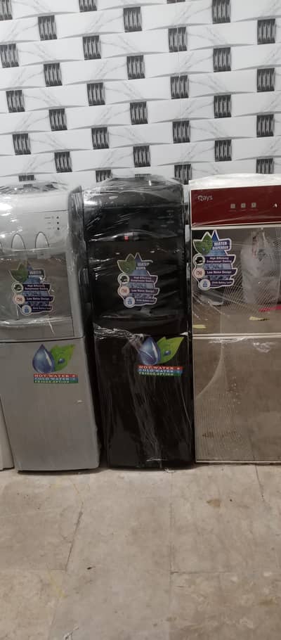 water despensir 4 in one hot COLL normal fridge all ok