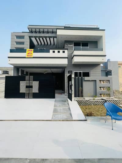 10 Marla Brand New House Available For Rent