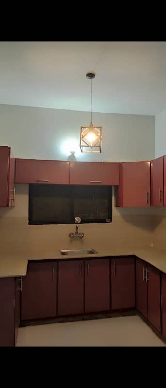 House 120 sqyards lease 3beds dd for sale in gulistan e jouhar block 19 boundary wall society