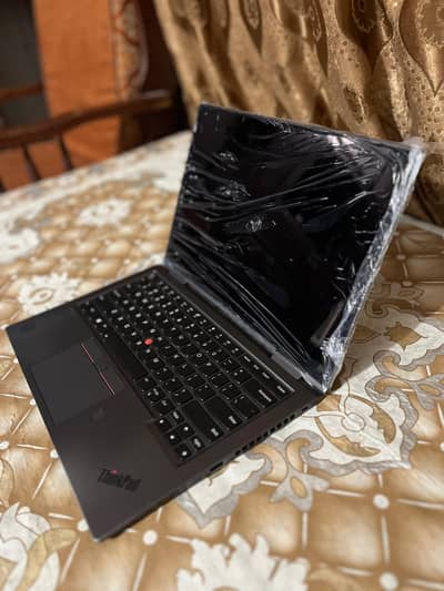 Lenovo thinkpad yoga X1 gen 5 2in 1