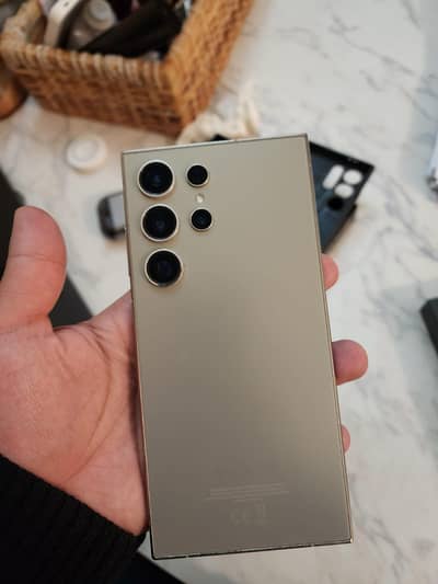 S24 ultra (official PTA) 256 GB Natural Titanium