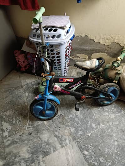 in cheep price 3 sy 8 sall k bachyy ki ha