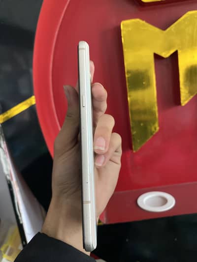 LG V60 MINT CONDITION 10/10