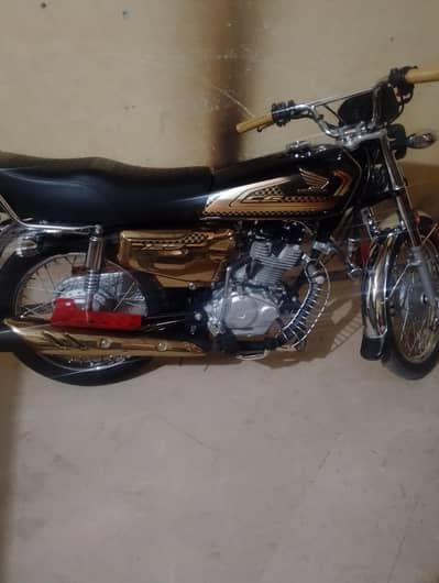 Honda 125 Gold edition