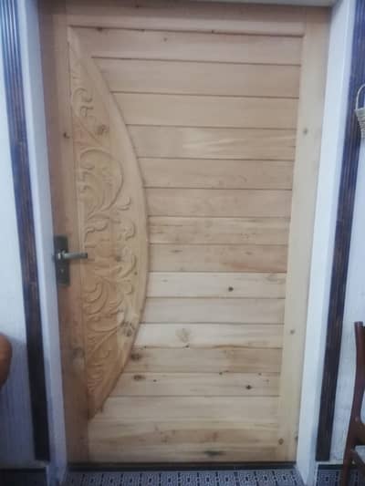 Dayar wood door