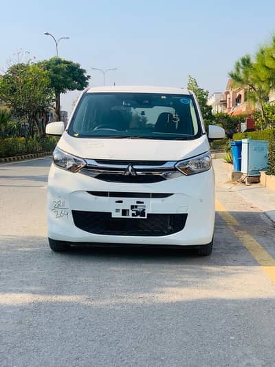 Mitsubishi Ek Wagon M (same as Nissan Dayz)