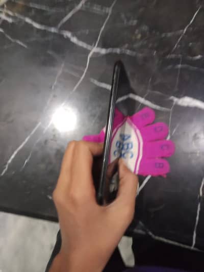 iPhone 7plus offical pta approved