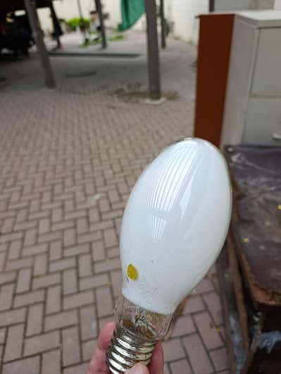 Philips Mercury Vapor Light Bulb (250W HID) – For Sale