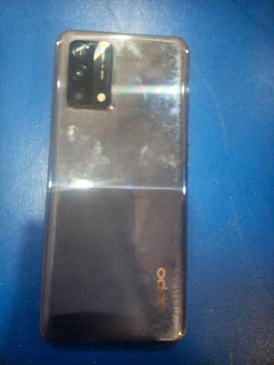 oppo f19 6/128 all ok  with charger