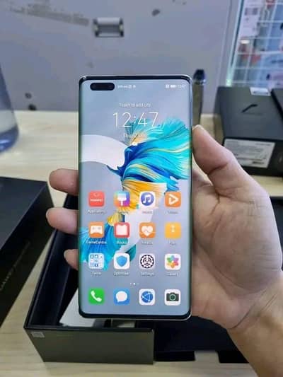 Huawei mate 40 pro 8gb 256gb PTA approved 03347971884