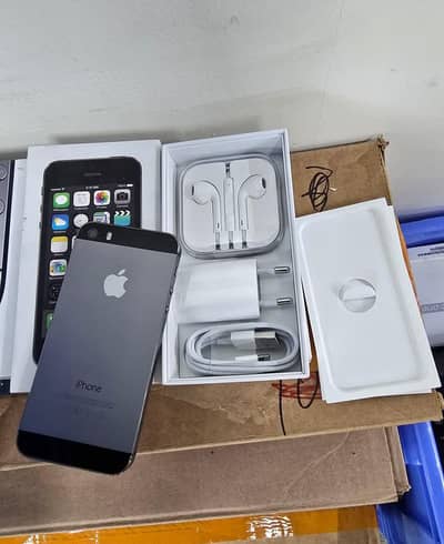 iPhone 5s Complete Box 64-GB PTA Approved