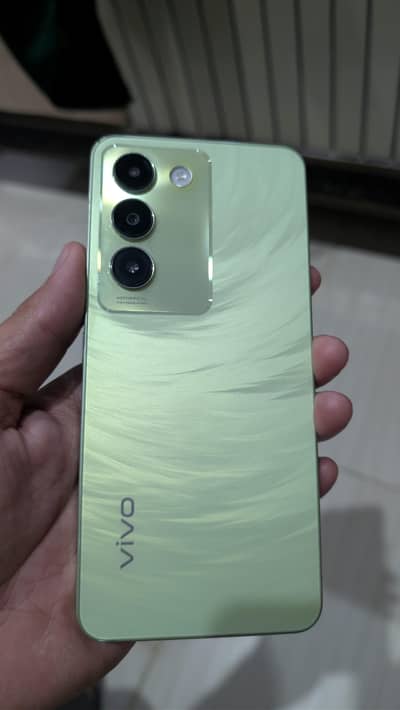 vivo y 100 8. . . 128GB