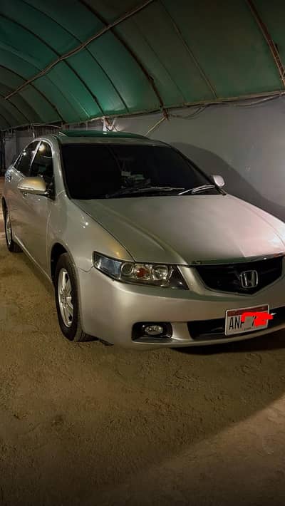 Accord 2004 model cl7 with sunroof full option car