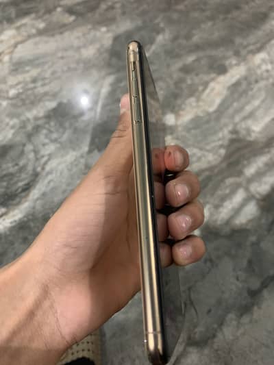 I phone XS max pta approved 256