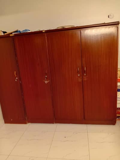 4 Door Lassani Wood Cupboard – Good Condition