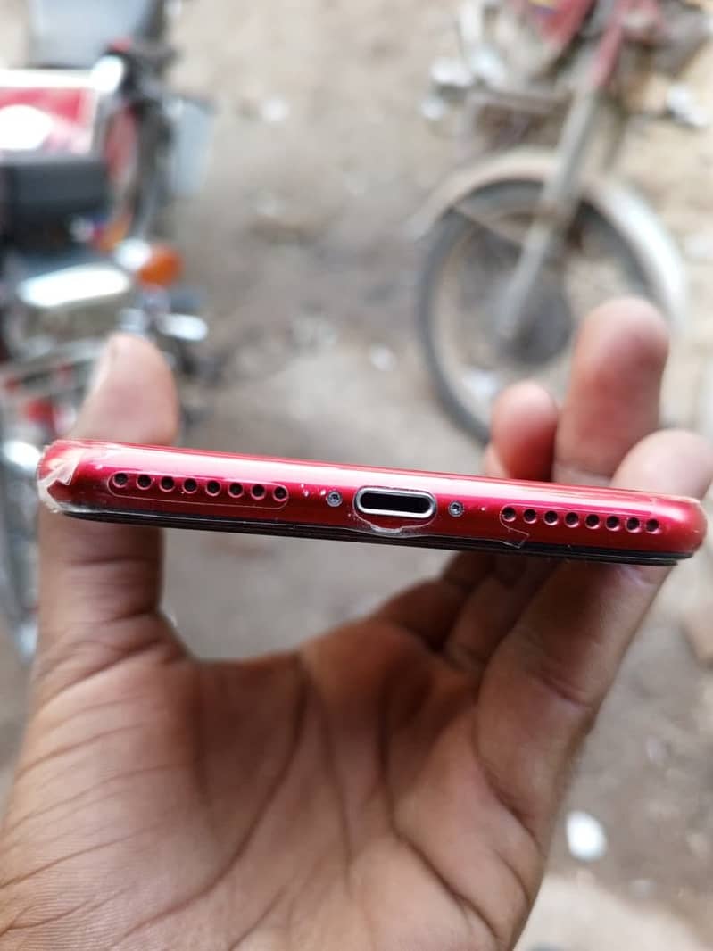 iPhone exhange possible ha but oly x or xr pta approved 2