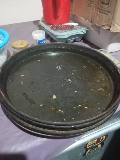 7. large pizza  pan 12" with led