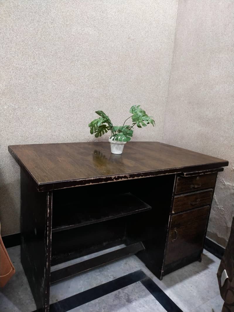 Office Computer Table 4